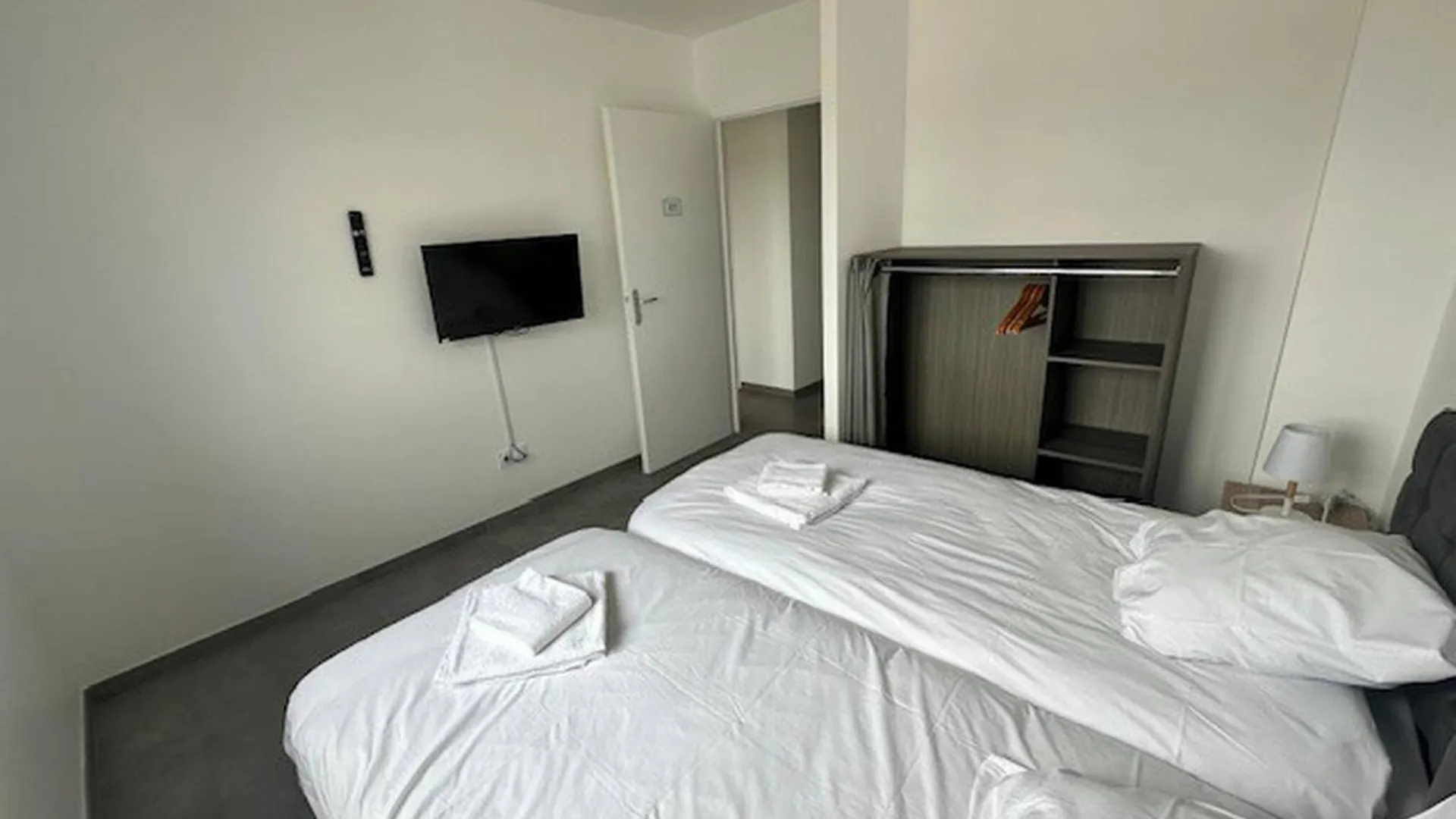 House 60 With 3 Bedrooms Lechaffardcom Satolas-et-Bonce 0*,
